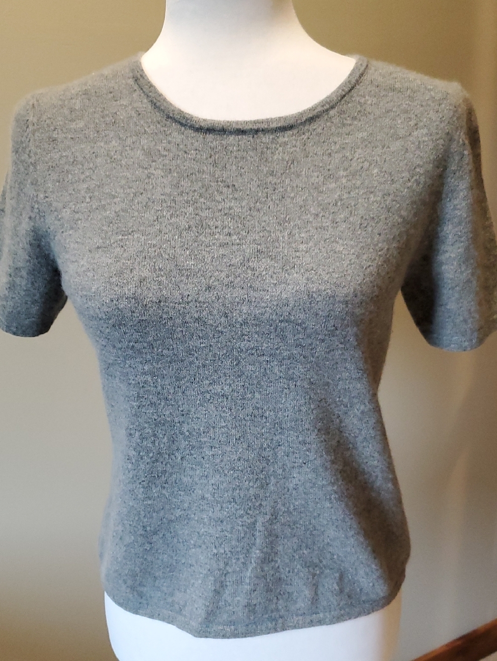 Worthington Gray Cashmere Short-Sleeve Sweater